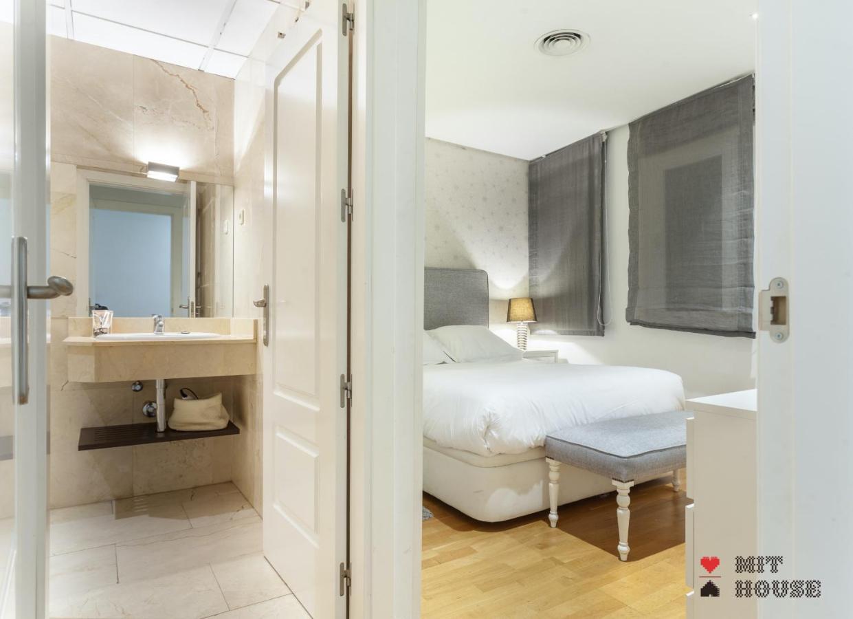 Mit House Puerta Del Sol III En Madrid Appartamento Esterno foto